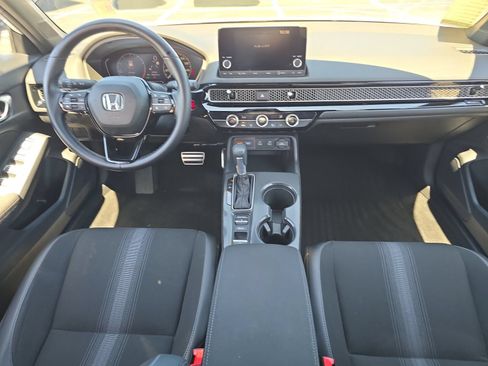 Used 2025 Honda Civic Sport image 9