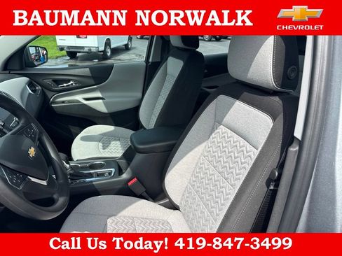 Used 2024 Chevrolet Equinox LS FWD image 17