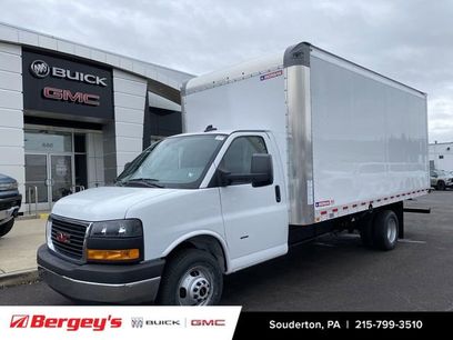 New 2025 GMC Savana 3500 Extended w/ Power Convenience Package