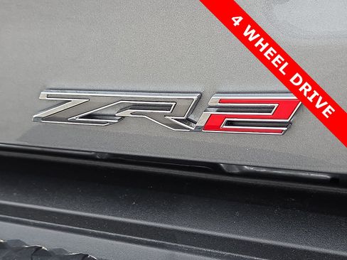 Used 2023 Chevrolet Colorado ZR2 image 8