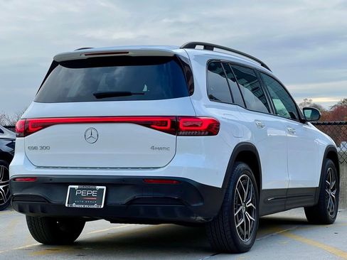 Certified 2023 Mercedes-Benz EQB 300 4MATIC image 7