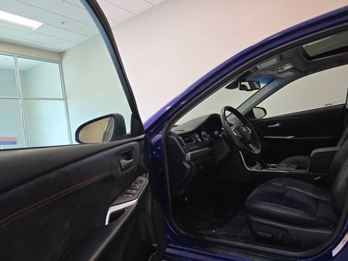 Used 2015 Toyota Camry XSE w/ Advanced Technology Package FWD image 22