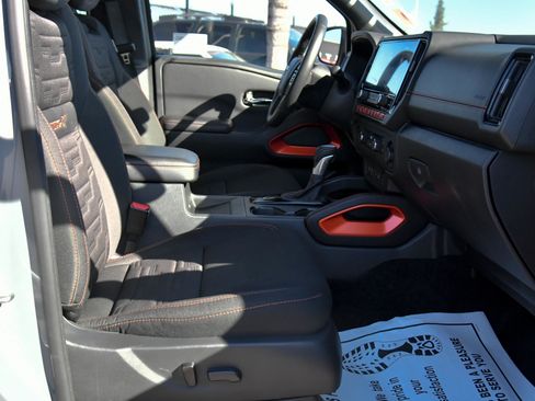 Used 2025 Nissan Frontier Pro-X w/ Pro Convenience Package image 53