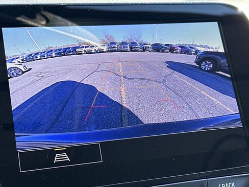 Certified 2022 Chevrolet Equinox Premier w/ LPO, Floor Liner Package image 29