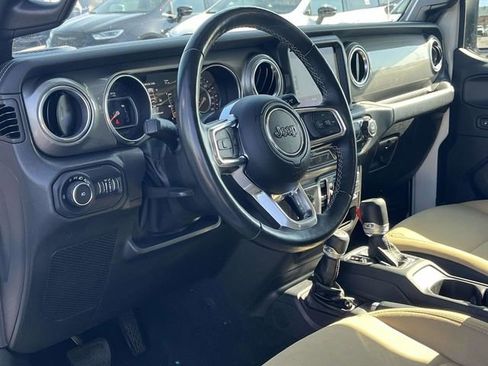 Used 2022 Jeep Wrangler Unlimited Sahara w/ LED Lighting Group image 12