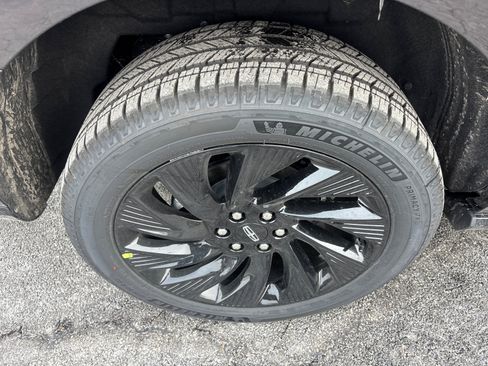 New 2026 Lincoln Navigator Reserve w/ Jet Appearance Package AWD/4WD image 10
