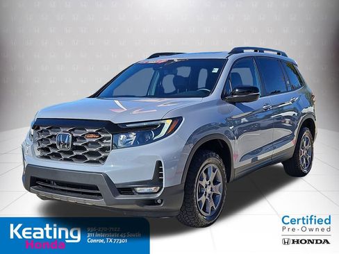 Certified 2025 Honda Passport TrailSport image 4