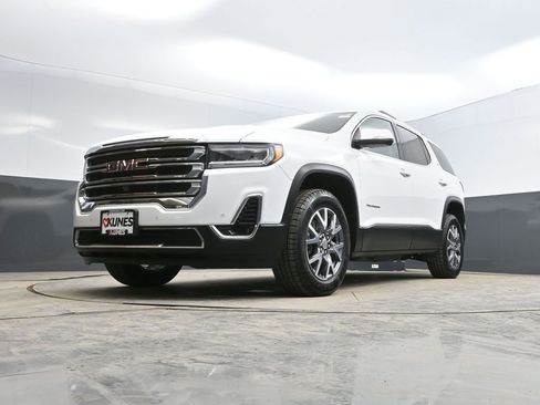 Used 2022 GMC Acadia SLT w/ Technology Package image 40