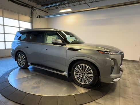 New 2026 INFINITI QX80 Luxe w/ Cargo Package image 2