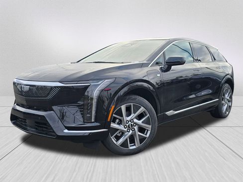 New 2026 Cadillac Optiq Luxury 1 image 1