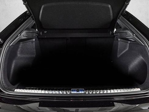 Certified 2025 Audi Q3 2.0T Premium w/ Convenience Package image 6