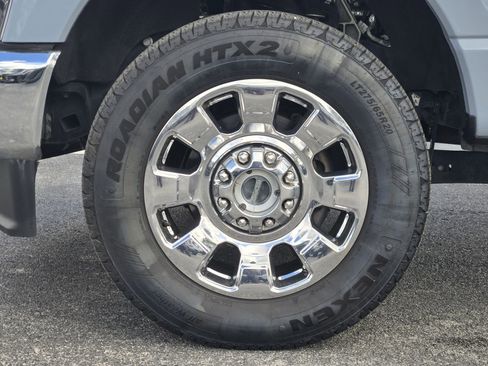 Used 2024 Ford F250 King Ranch w/ Chrome Package image 10