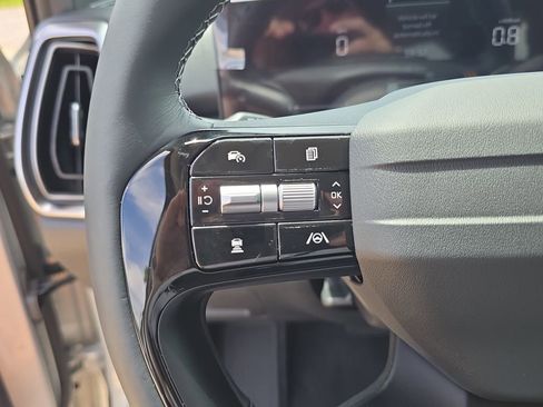 New 2026 Kia Sorento EX FWD image 32
