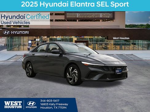 Certified 2025 Hyundai Elantra Sport FWD image 1