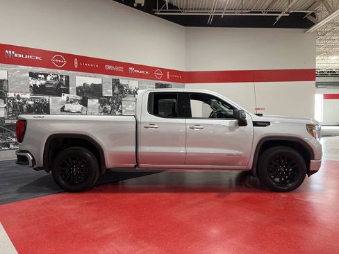 Certified 2022 GMC Sierra 1500 Elevation image 2