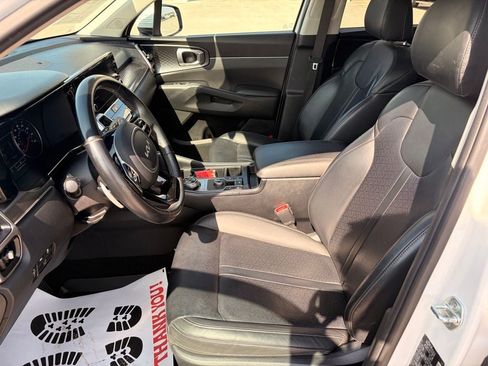 Used 2022 Kia Sorento EX w/ Panoramic Sunroof Package FWD image 20