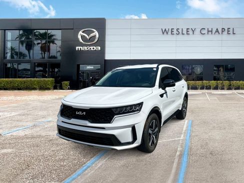 Used 2022 Kia Sorento S FWD image 1