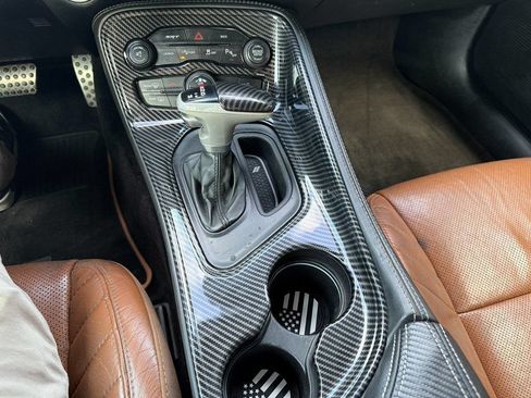 Used 2016 Dodge Challenger SRT w/ Technology Group RWD image 40