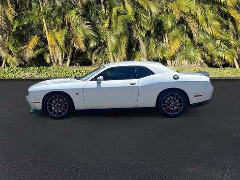 Used 2022 Dodge Challenger R/T Scat Pack RWD image 9
