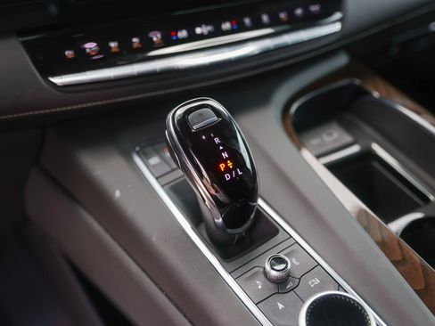 Certified 2024 Cadillac Escalade Sport Platinum image 20