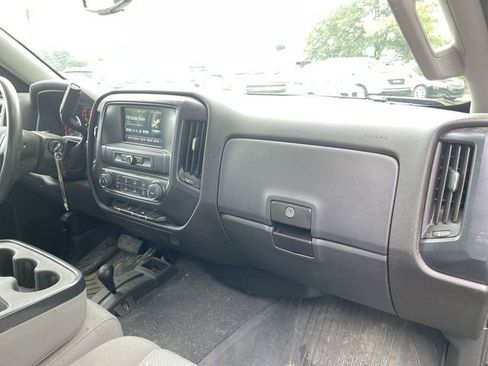 Used 2019 Chevrolet Silverado 1500 Custom w/ Custom Convenience Package image 33