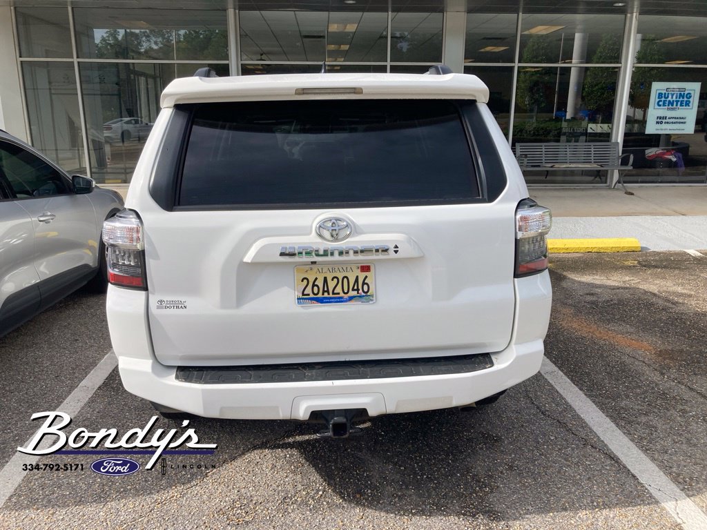 Used 2021 Toyota 4Runner SR5 Premium w/ Moonroof Package RWD image 4