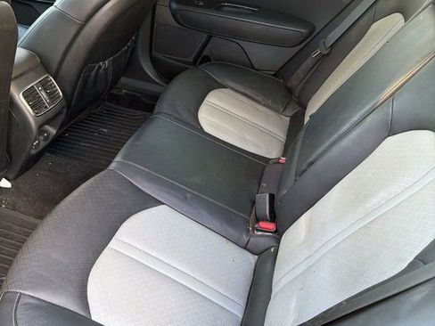 Used 2019 Kia Optima EX w/ EX Premium Package image 9