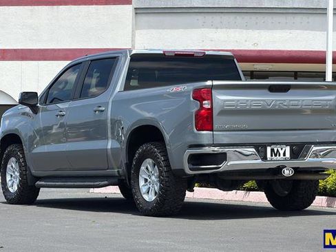 Certified 2024 Chevrolet Silverado 1500 LT w/ Protection Package AWD/4WD image 6