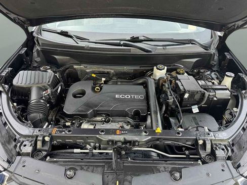 Used 2022 Chevrolet Equinox LS w/ LPO, Floor Liner Package AWD/4WD image 13