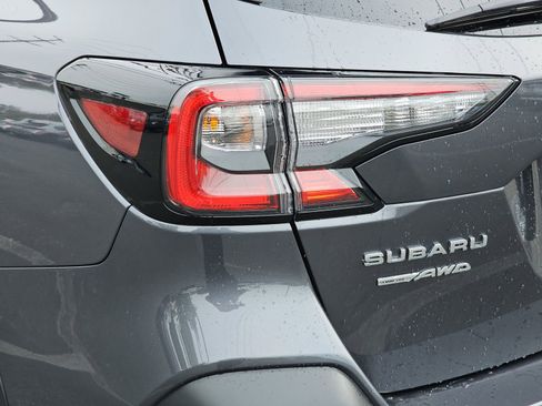 Used 2025 Subaru Outback Premium image 11