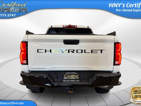 Used 2023 Chevrolet Colorado Z71 w/ Z71 Convenience Package 2 AWD/4WD image 7