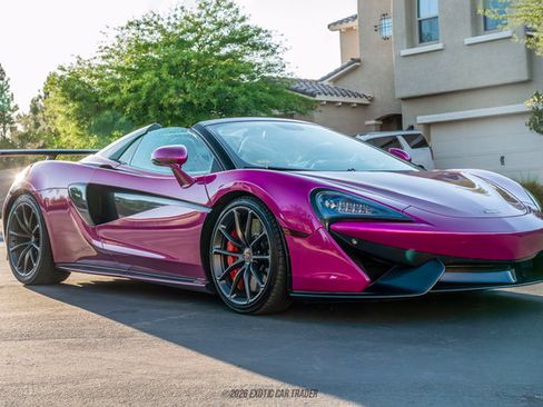Used 2018 McLaren 570S Spider RWD image 10