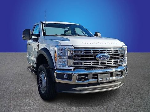 New 2026 Ford F600 4x4 Regular Cab Super Duty image 3
