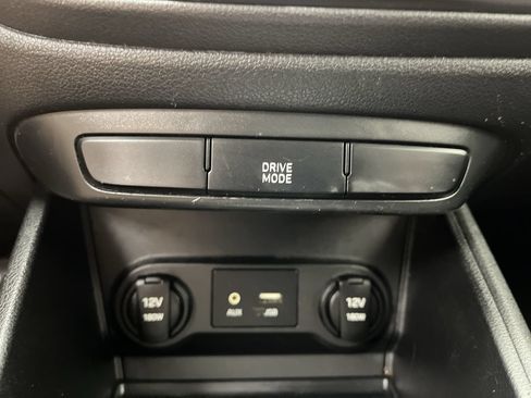 Used 2020 Hyundai Accent SE FWD image 13