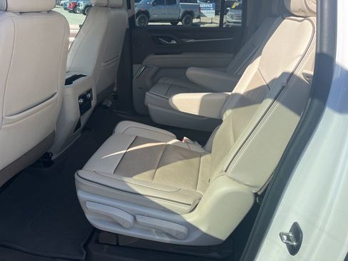 Used 2021 GMC Yukon XL Denali w/ Denali Premium Package RWD image 13
