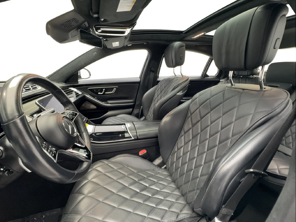 Used 2022 Mercedes-Benz S 500 4MATIC w/ AMG Line Package image 21