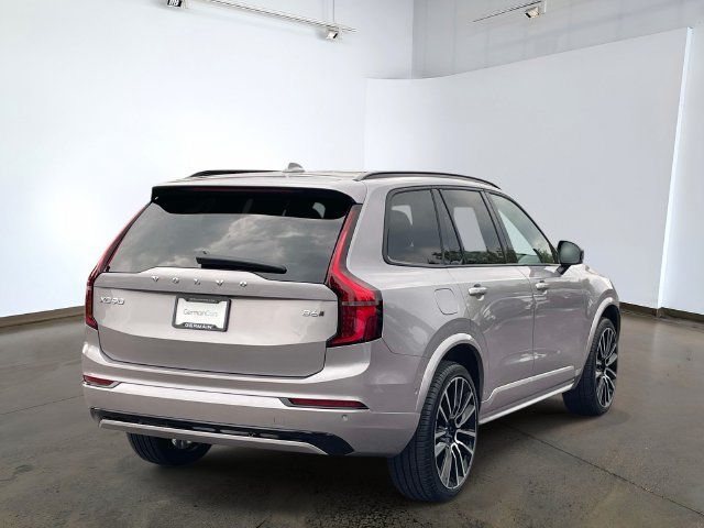 Used 2026 Volvo XC90 B6 Ultra w/ Protection Package AWD/4WD image 6
