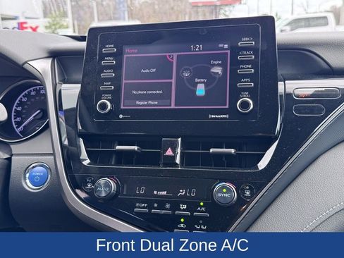 Used 2021 Toyota Camry SE image 14