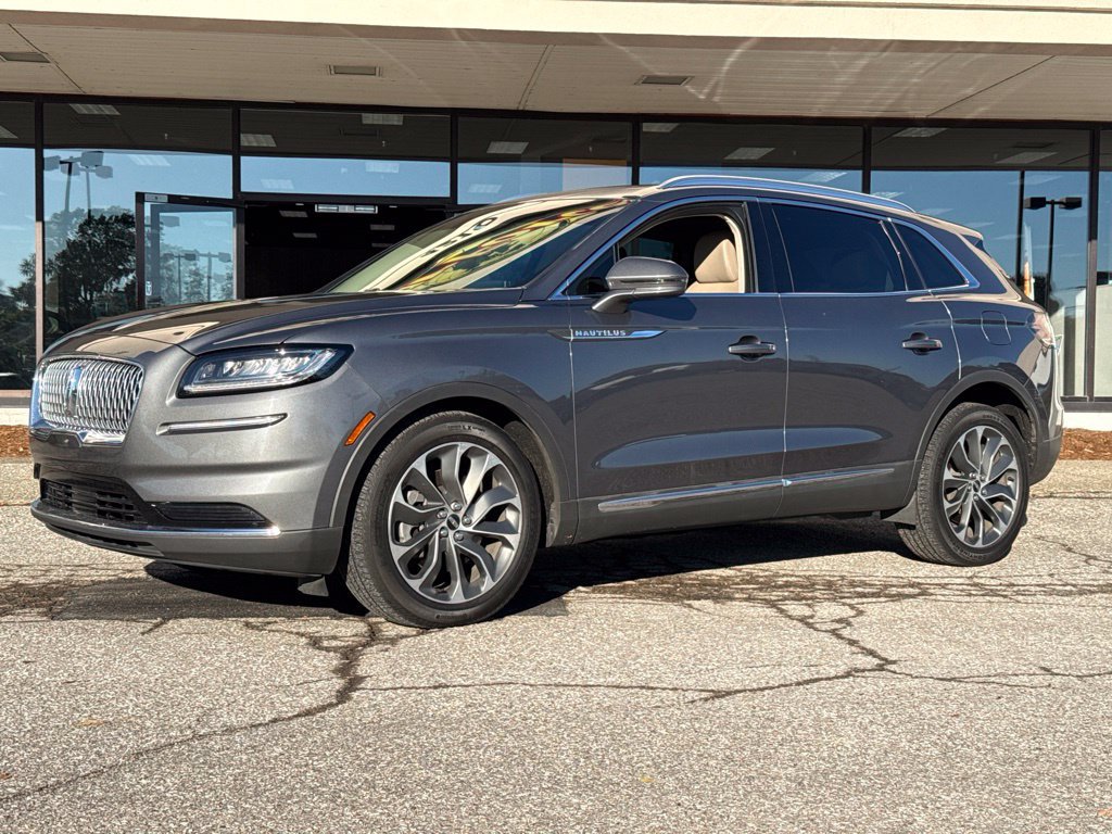 Used 2023 Lincoln Nautilus Reserve AWD/4WD image 5