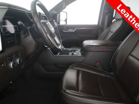 Used 2024 GMC Sierra 2500 Denali w/ Denali Reserve Package image 16