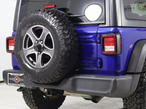 Used 2018 Jeep Wrangler Unlimited Sport S image 38