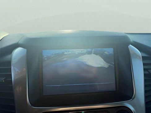 Used 2020 Chevrolet Suburban Premier image 20