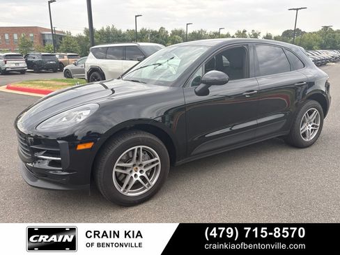 Used 2021 Porsche Macan AWD/4WD image 2