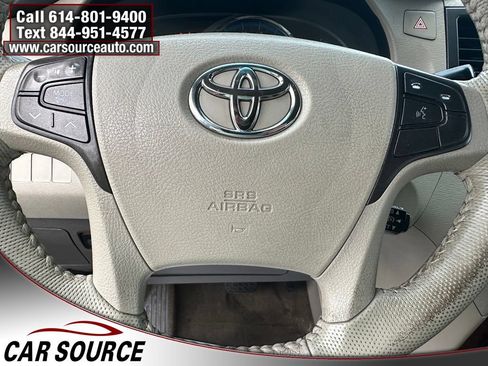 Used 2013 Toyota Sienna XLE AWD/4WD image 18