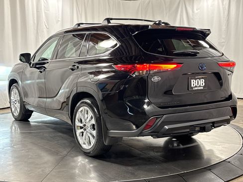 Used 2023 Toyota Highlander Limited AWD/4WD image 9
