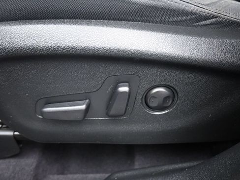 Used 2019 Kia Sorento S AWD/4WD image 12