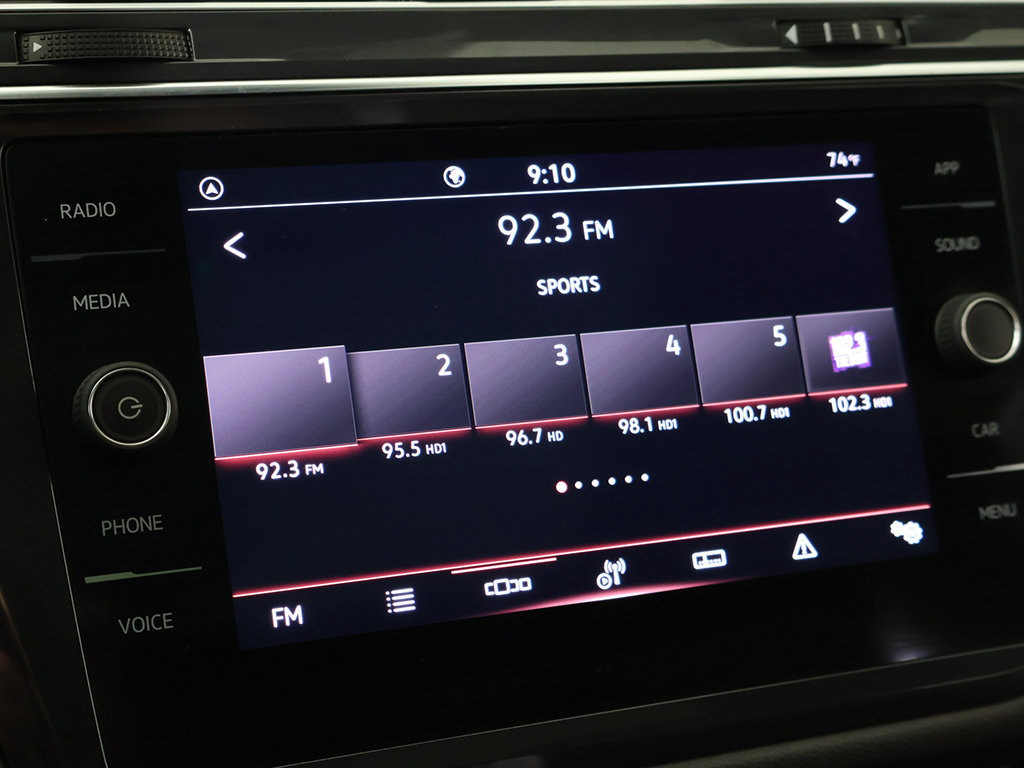 Used 2023 Volkswagen Tiguan SE R-Line FWD image 48