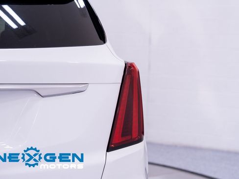 Used 2021 Cadillac XT5 Premium Luxury image 59