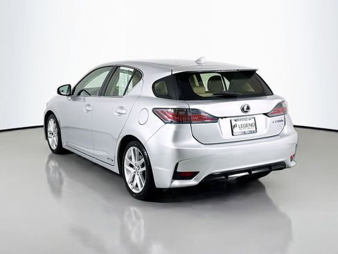 Used 2016 Lexus CT 200h w/ Seat Comfort Package FWD image 8