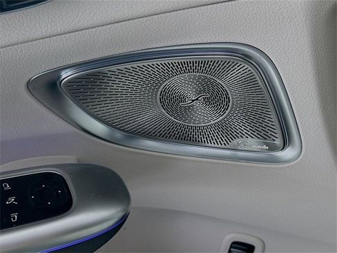 Certified 2025 Mercedes-Benz C 300 Sedan image 19